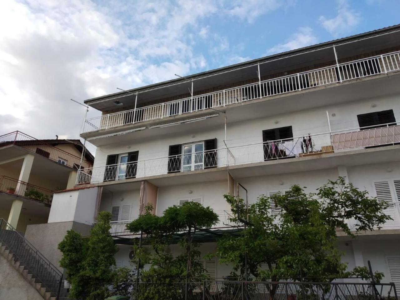 Guest House Gracijana Makarska Exterior foto